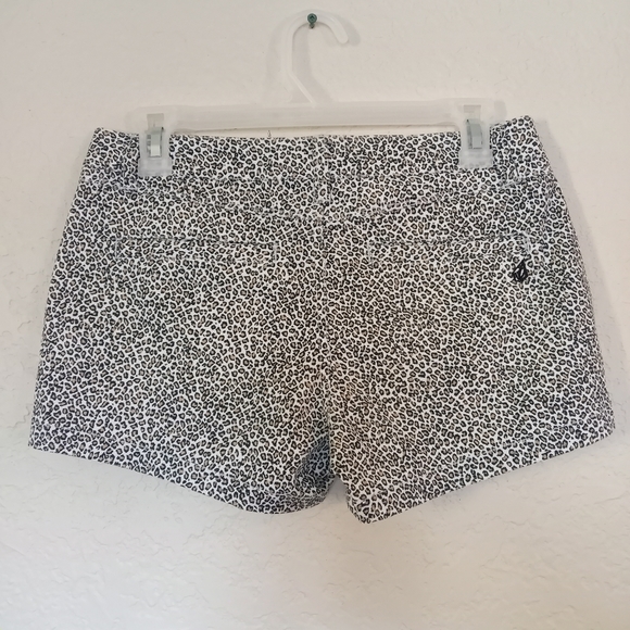 VOLCOM Animal Print Shorts Size 25 White with Cheetah Print - Picture 3 of 7